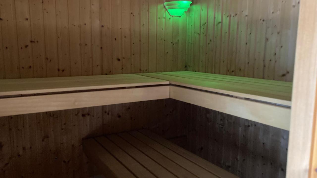 Blot-l'Église Moulin De La Fayolle Bed & Breakfast エクステリア 写真